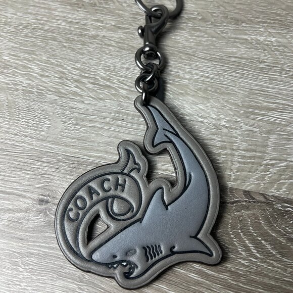 Rare Coach Shark Tattoo Hangtag KeyChain Keyfob - Picture 1 of 4